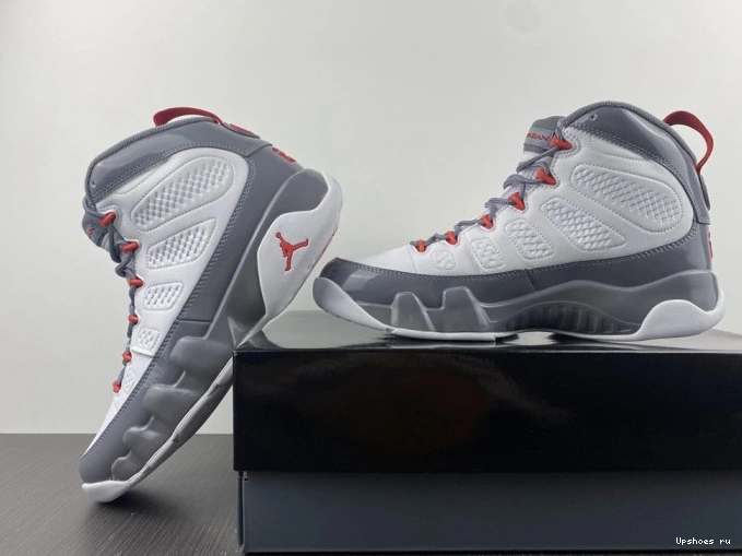 Retro Red Fire Jordan CT8019-162 9 0424